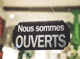 로메에 위치한 호텔 Hotel Aurore Lomé