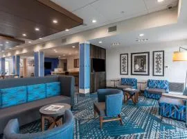 Holiday Inn Express & Suites Gainesville - Lake Lanier Area by IHG
