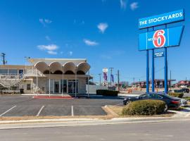 Motel 6 Fort Worth, Tx - Stockyards, hotel near Fort Worth Meacham International - FTW, 