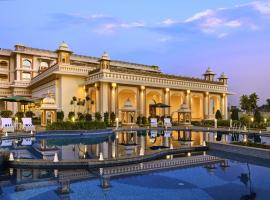 Indana Palace, Jodhpur, מלון ליד נמל התעופה ג'ודהפור - JDH, ג'ודפור