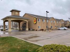 Super 8 by Wyndham Great Bend, hotel in Great Bend