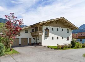 Ferienwohnung Huber, porodični hotel u gradu Stumm