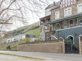 'Ferienhaus Mosel' mit kostenfreien ÖPNV-Ticket, hotel v destinaci Ürzig