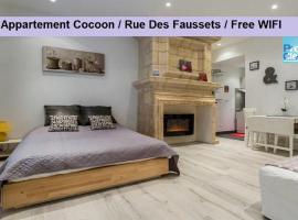 Appart Cozy / Quartier St Pierre, hôtel à Bordeaux près de : Journal Sud Ouest