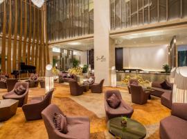 Crowne Plaza Fuzhou Riverside, an IHG Hotel, ξενοδοχείο σε Φουτσόου