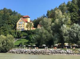 Hotel-Restaurant Faustschlössl, hotell sihtkohas Feldkirchen an der Donau