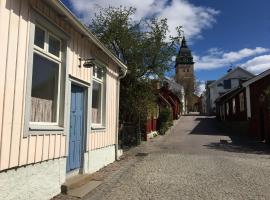 Pensionat Gyllenhjelmsgatan, hótel í Strängnäs