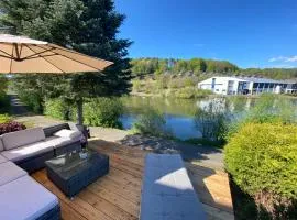 SEA Office - Modernes Ferienhaus mit tollem Seeblick