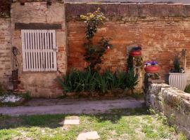 Auberge des chemins, guest house in Moissac