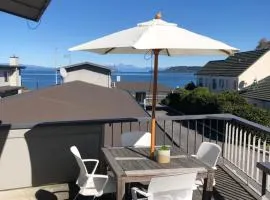 Absolute Lake View Motel