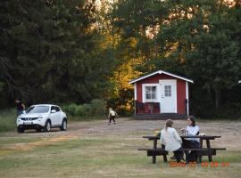 Kapellskärs camping، مكان تخييم في Gräddö