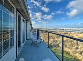 Eagles View Condo in Ocean Shores with 3 Balconies