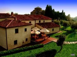 Sovana Hotel & Resort