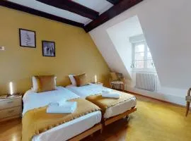 Aux Bijoux de Colmar - Le Saphir - 1 PARKING GRATUIT