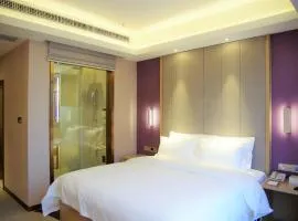 Lavande Hotel Neijiang High-speed Railway Station Peace Plaza