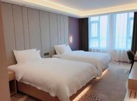 Lavande Hotel Mianyang Santai North Passenger Transport Center Binjiang Park, hotel v destinaci Mianyang