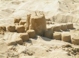 Fun Family Home - Camping Les Charmettes, hotel a Les Mathes