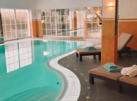 Hotel Landhaus Krombach, hotel with pools in Elkenroth