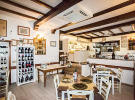 Da Fiore, inn in Cecina