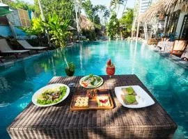 Nipa Riverside Villa By The Little Hoi An