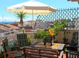 Apartamento Mediterraneo: Pineda de Mar'da bir kalacak yer