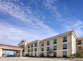 Holiday Inn Express Hotel & Suites Floresville, an IHG Hotel, hotel in Floresville