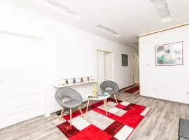 150sqm Apartment with 4 units! GREAT FOR GROUPS