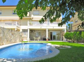 Villa Carolina, hotel in Mataró