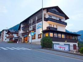 카스티오네 델라 프레솔라나에 위치한 호텔 Hotel Migliorati