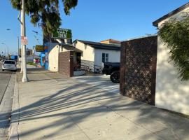 Cozy motel, hotell i Lynwood