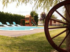 Quinta Sobral Prestige - Rustic House, hotel con piscina a Sobral de Monte Agraço