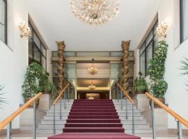 Grand Hotel Adriatico – hotel w mieście Montesilvano
