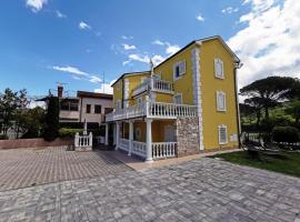 Apartmaji ANA, hotel v destinaci Strunjan