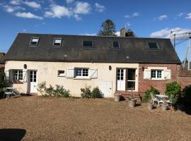 La Treille, hotel com estacionamento em Noyers-Saint-Martin