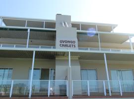 Uvongo Chalet 11, hotel en Margate