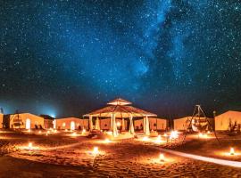 Aladdin Desert Camp - Mhamid Erg Chigaga Escape, lodge ở El Gouera