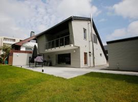 Schönes Ferienhaus in Maasholm Bad, Ostsee, hotel vicino alla spiaggia a Maasholm