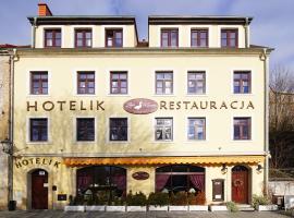 Hotelik & Restauracja Złota Kaczka, hotel in Zgorzelec
