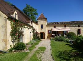 Chambres d'hôtes de la Grande Combe, מקום אירוח B&B בMauzac-et-Grand-Castang