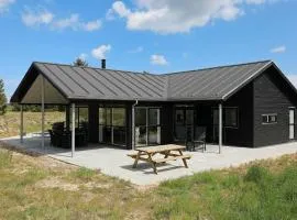 6 person holiday home in Bindslev