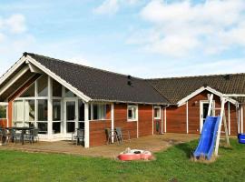 10 person holiday home in V&aelig;ggerl&oslash;se-By Traum