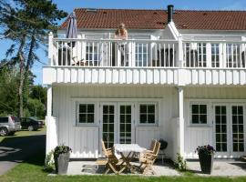 8 person holiday home in Nyk bing Sj, bolig ved stranden i Rørvig
