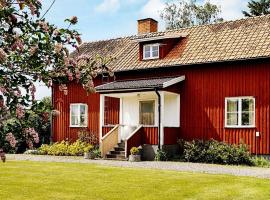 6 person holiday home in GAMLEBY, hôtel à Gamleby