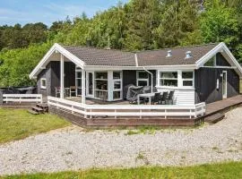 8 person holiday home in Ebeltoft