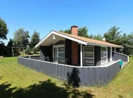 8 person holiday home in Hadsund-By Traum