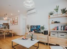 BunHomestay ☆ SEA-View BEDROOM 3BR/apt☆Netflix+Pool☆Near Harbour