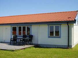 6 person holiday home in R dby, sumarhús í Kramnitse