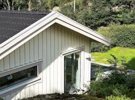 5 person holiday home in KÅLLEKÄRR-By Traum