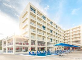 Decameron La Marina, hotelli kohteessa Rincon de Guayabitos