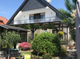 Ferienwohnung Poczewski, hotel i nærheden af Irrland, Kevelaer